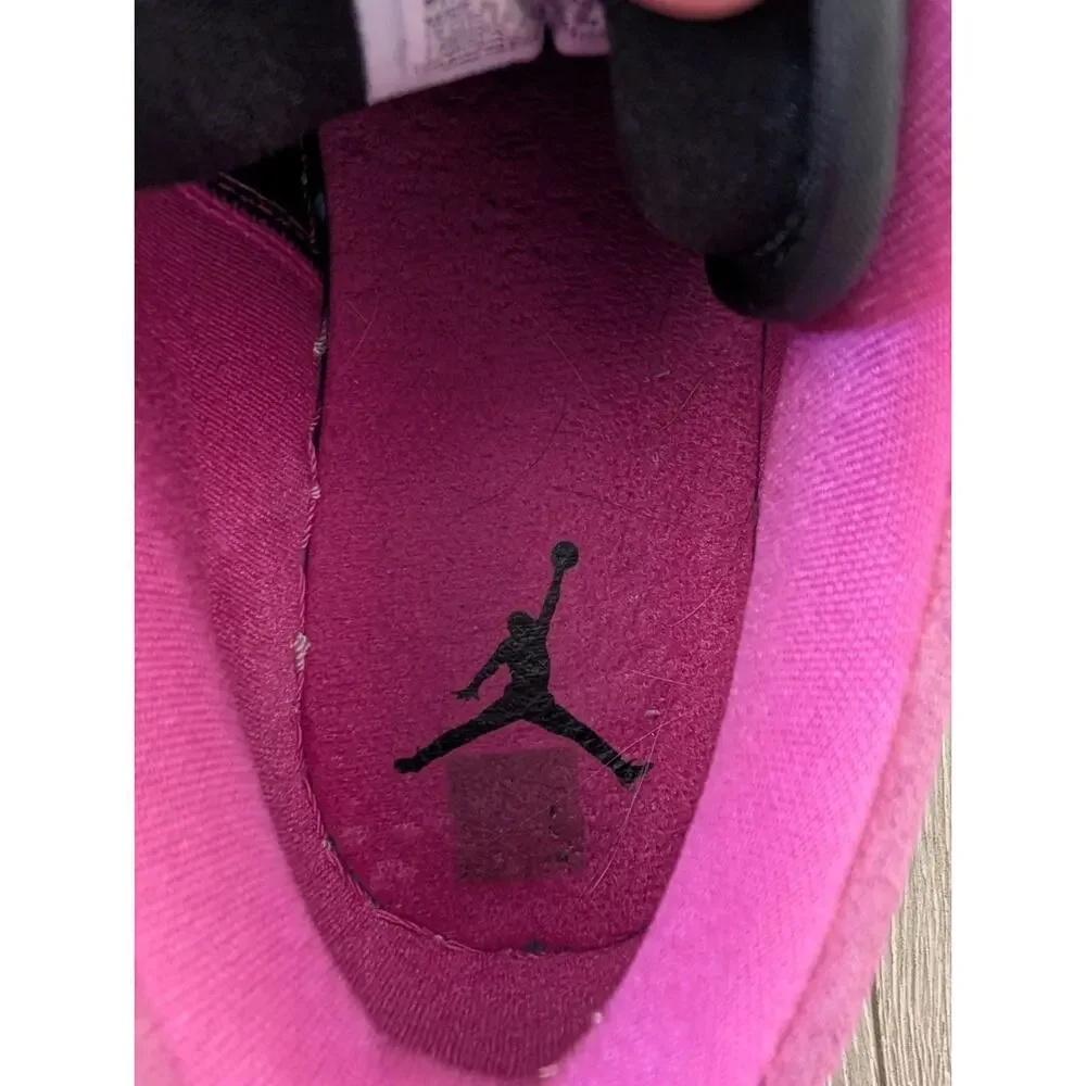Size 8 - Air Jordan 1 SE Low Fuchsia